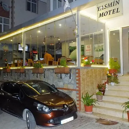 Yasmin Motel