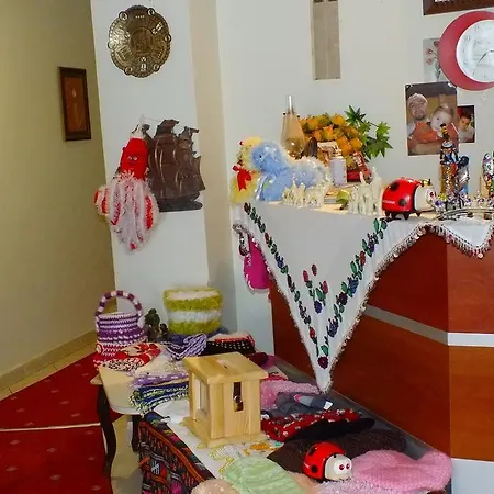 Yasmin Motel 2*