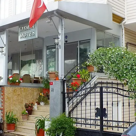 Yasmin Motel אגווה