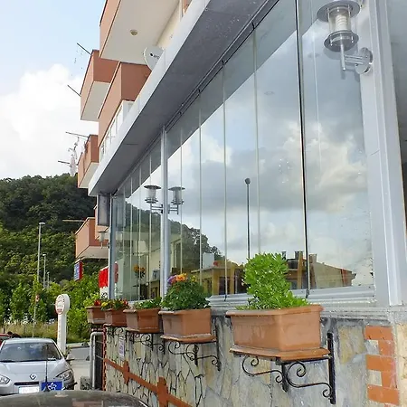 מוטל Yasmin Motel 2*