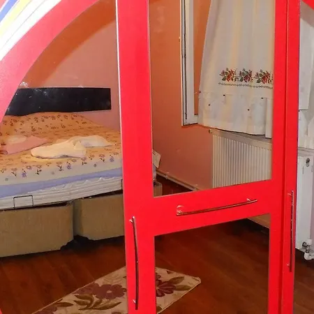 Yasmin Motel 2*
